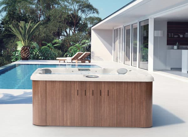 Jacuzzi J-235 Hot Tub